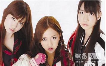 ͸���˿����۾���Ƶ�������������أ�С���������Ҹ� У�ڲ�������...